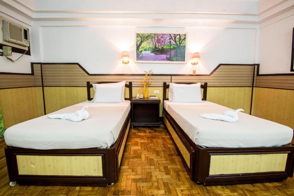 Family Country Hotel And Convention Centre General Santos City Экстерьер фото