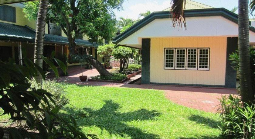 Family Country Hotel And Convention Centre General Santos City Экстерьер фото